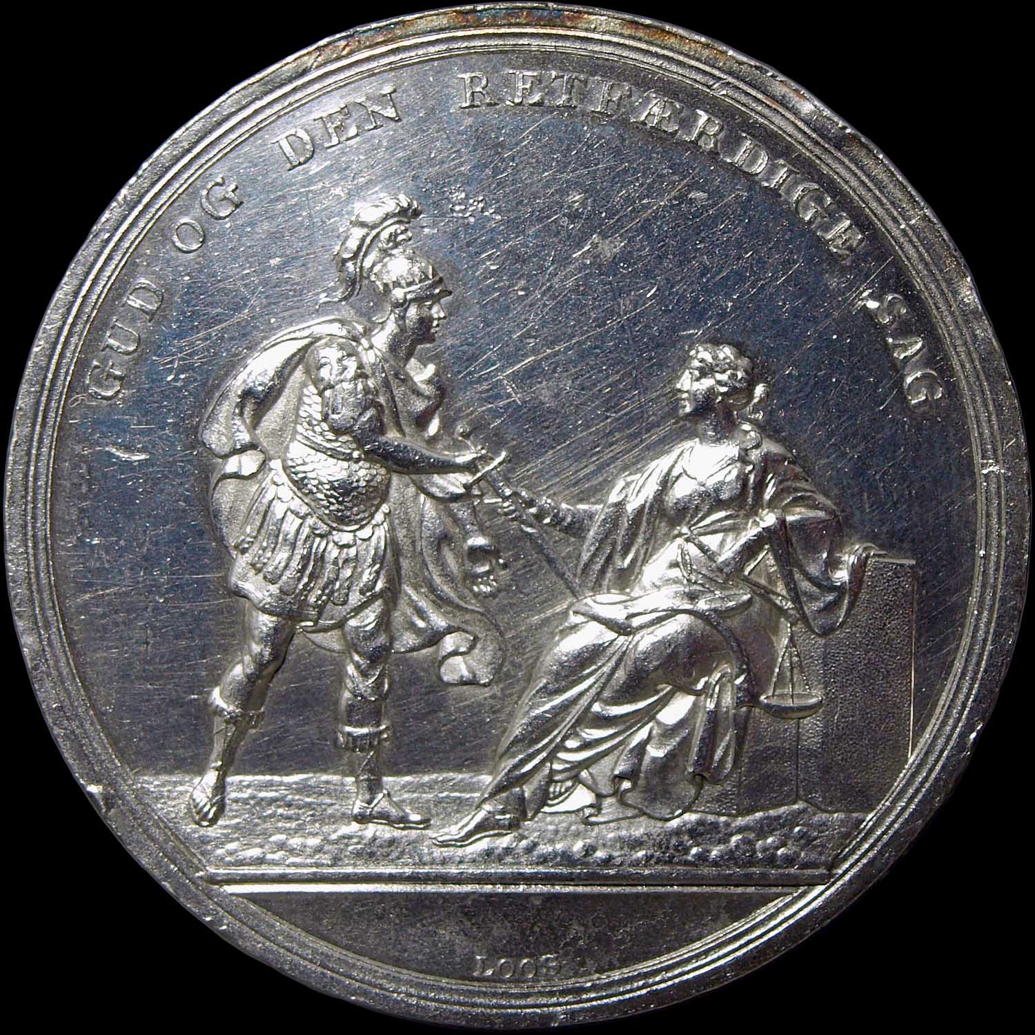 Obverse detail...