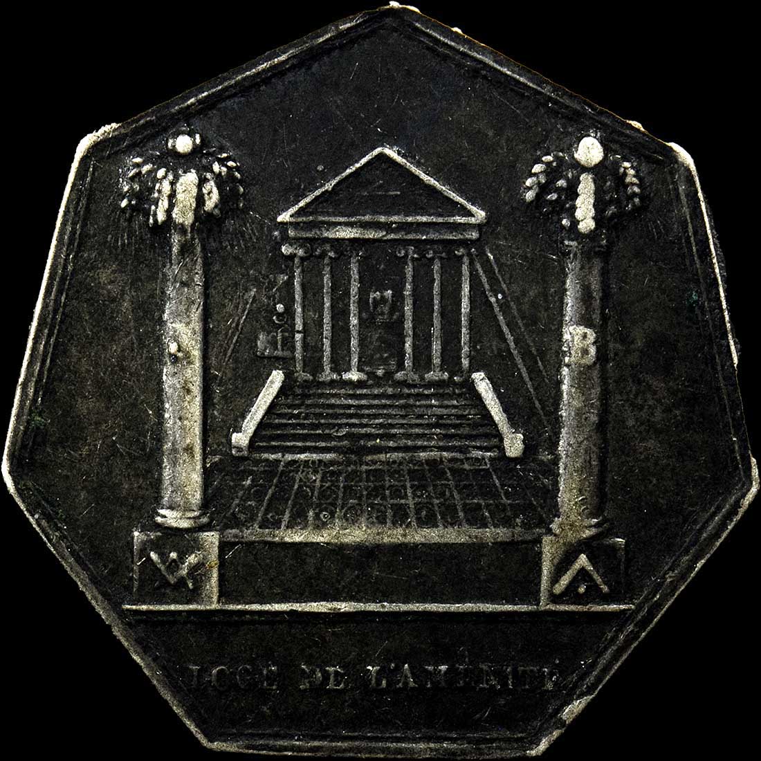 Obverse detail...